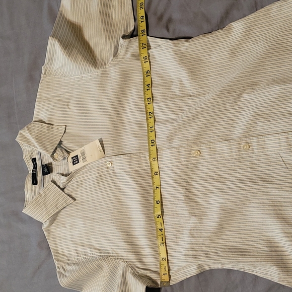 GAP-Women's button-down shirt - Picture 10 of 13